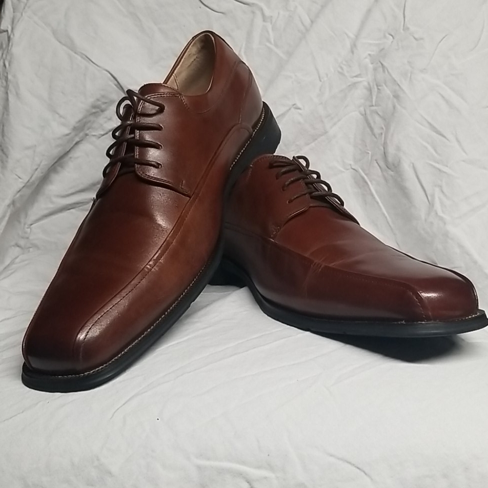 FLORSHEIM COMFORTECH MEN'S DRESS SHOE